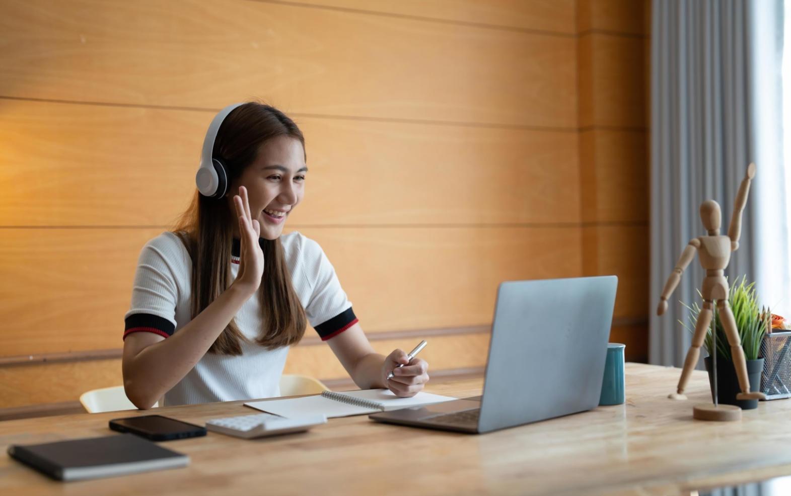 Students collaborating on testing methodologies in modern learning environment